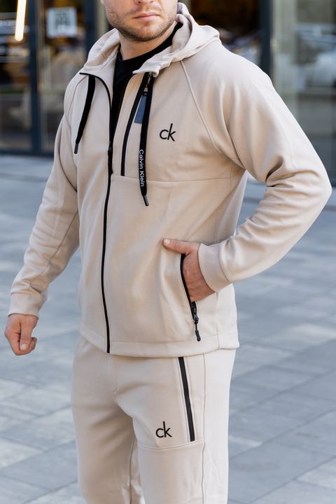 Костюм Calvin Klein