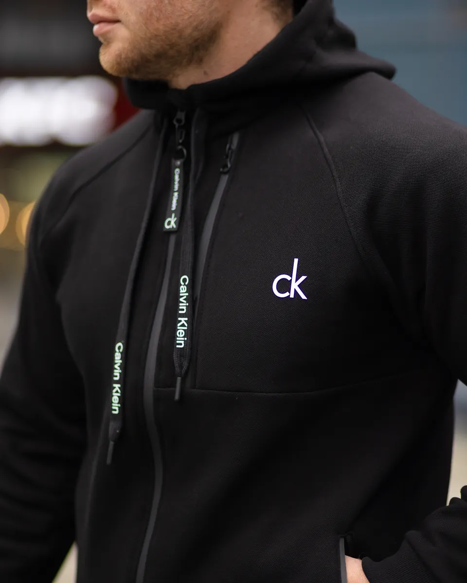 Костюм Calvin Klein